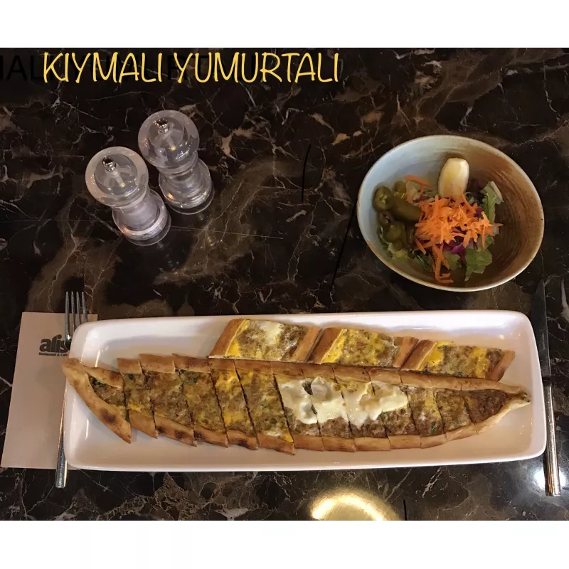 KIYMALI & YUMURTALI PİDE